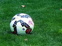 新疆足球女,左踢足球鞋,右穿高跟鞋,开云体育,开云体育官网,开云体育app,开云体育平台,KAIYUN,SPORTS,kaiyun登录入口